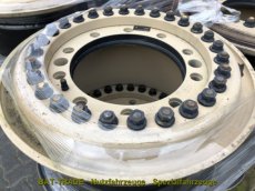 Hutchinson Aluminium Felge 10x20 (10-20) 10L NOS Hutchinson Aluminium Felge 10x20 (10-20) 10L HD Demo 10.00-20 100020