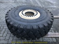10.00-20 (10x20) Hutchinson mit Michelin XZL 16.00R20